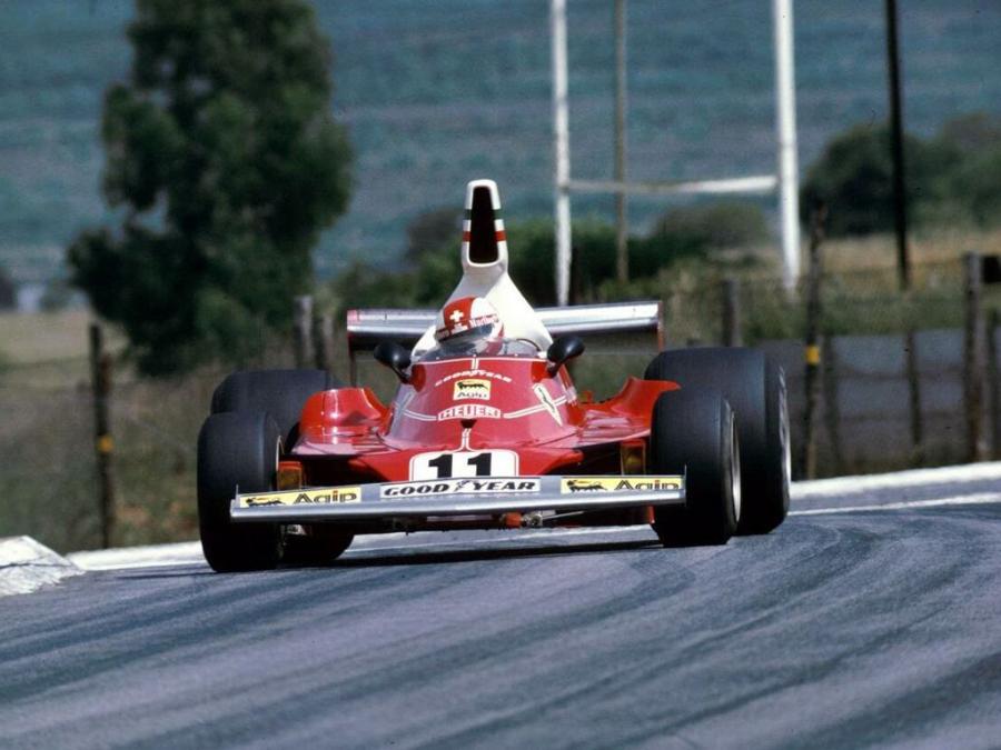  Ferrari 312 T 1975 года  (фото 10 из 12)